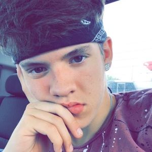 Meet your Posher, Titus